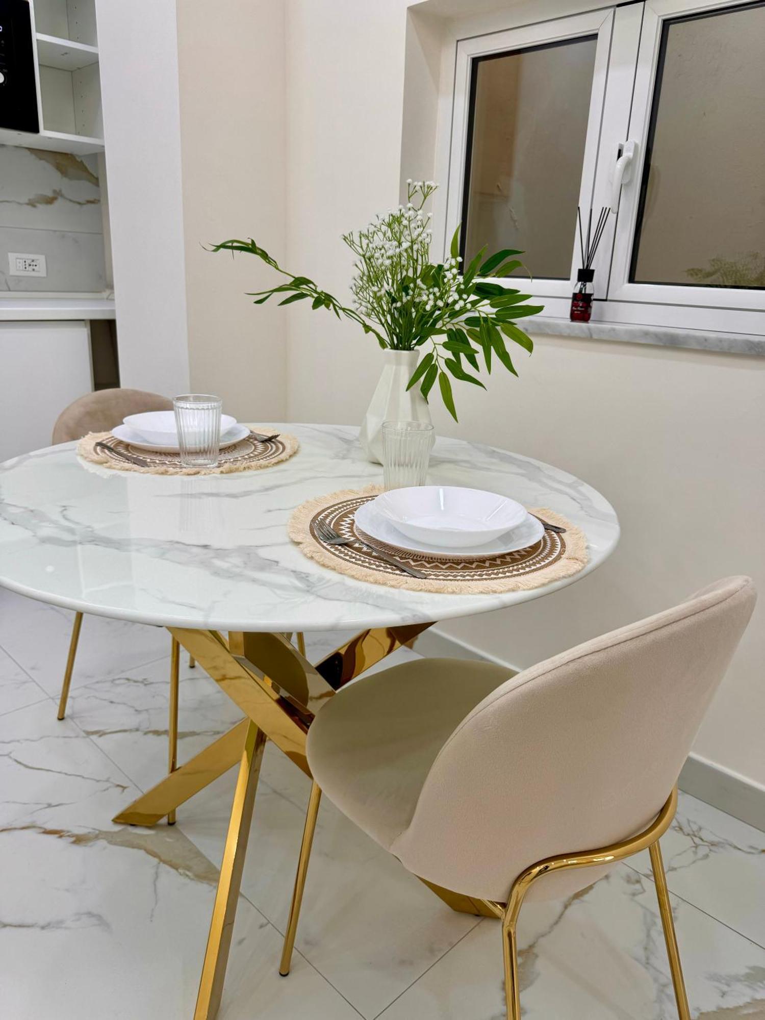 Partenope House 24