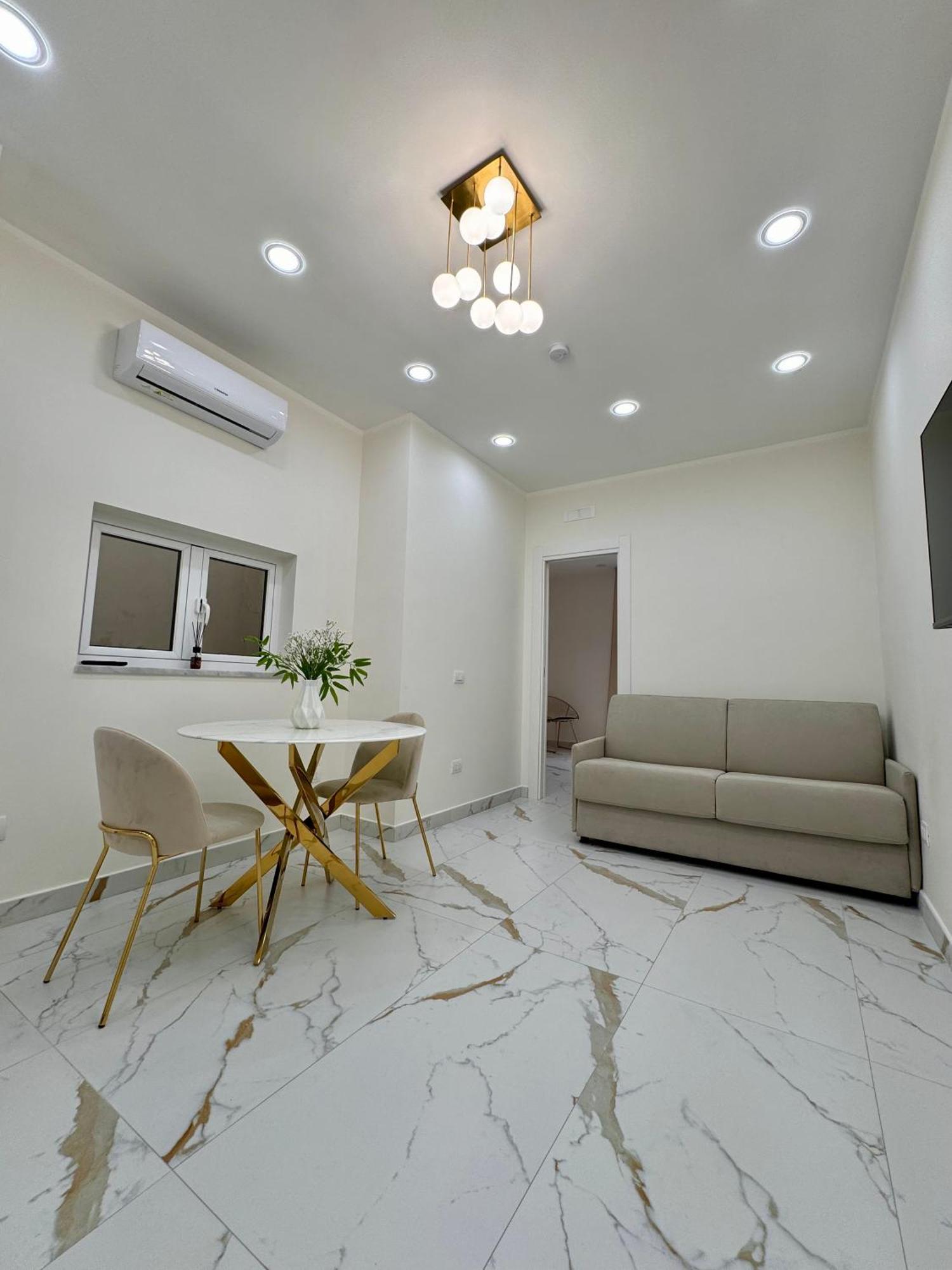 Partenope House 24 Apartment
